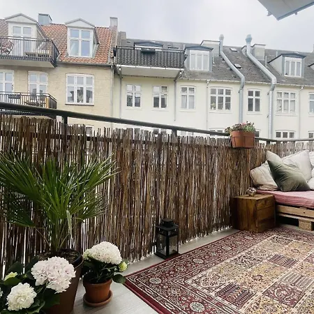 公寓 Apartmentincopenhagen 1687 *